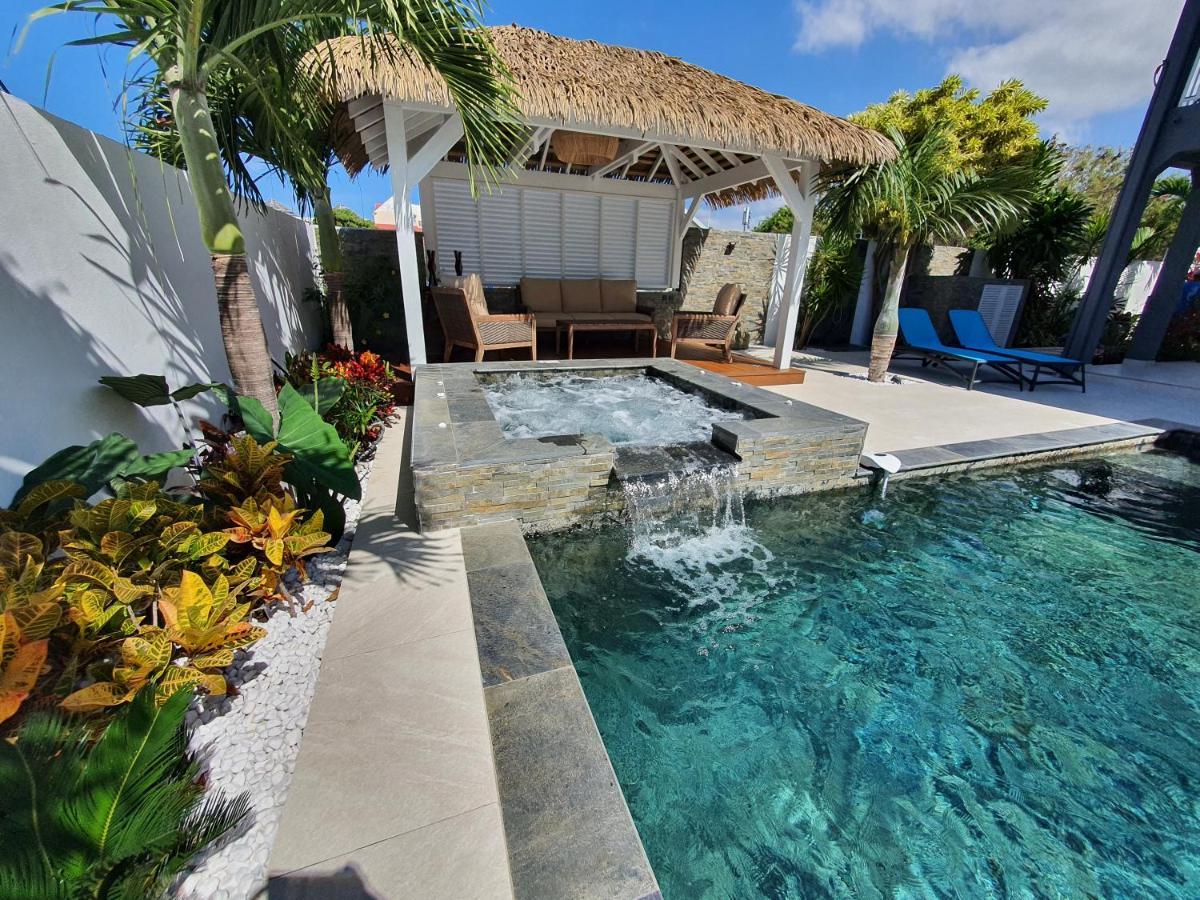 La Villa Rosaya - Piscine & Jacuzzi Saint Pierre Eksteriør billede